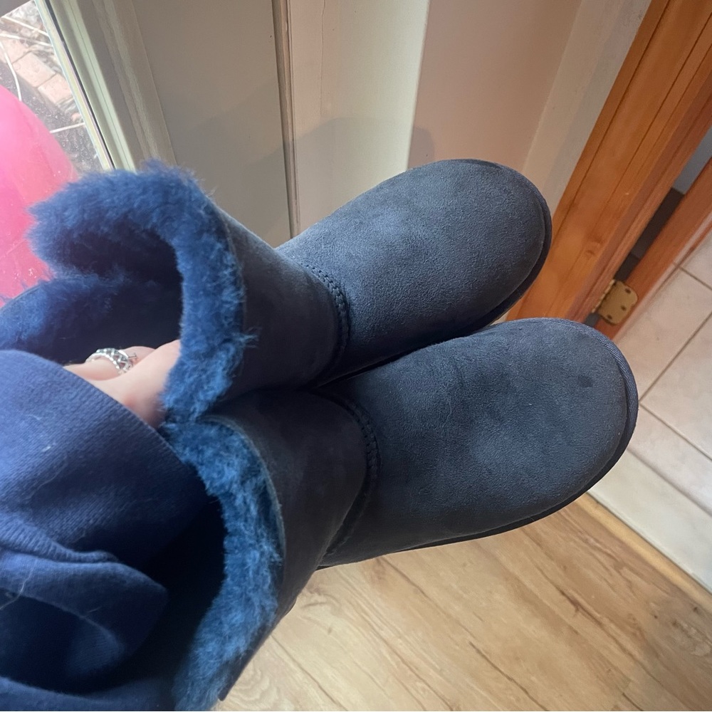 Bailey Button Uggs - image 2